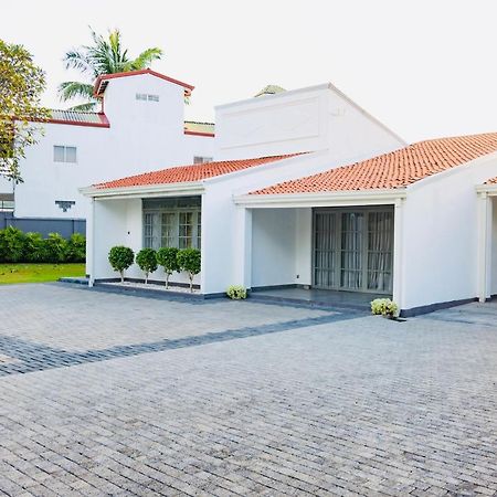Bony'S Holiday Inn Negombo Extérieur photo