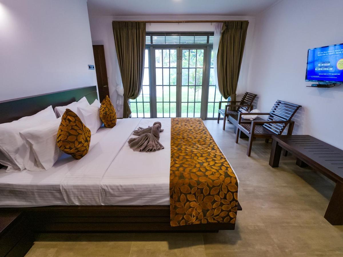 Bony'S Holiday Inn Negombo Extérieur photo